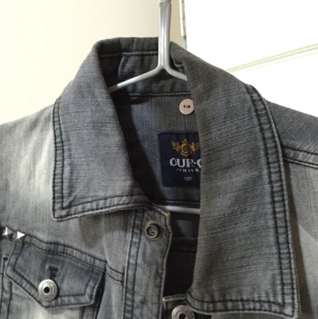 Gray Denim Vest, Women's Fashion, Bottoms, Other Bottoms on Carousell