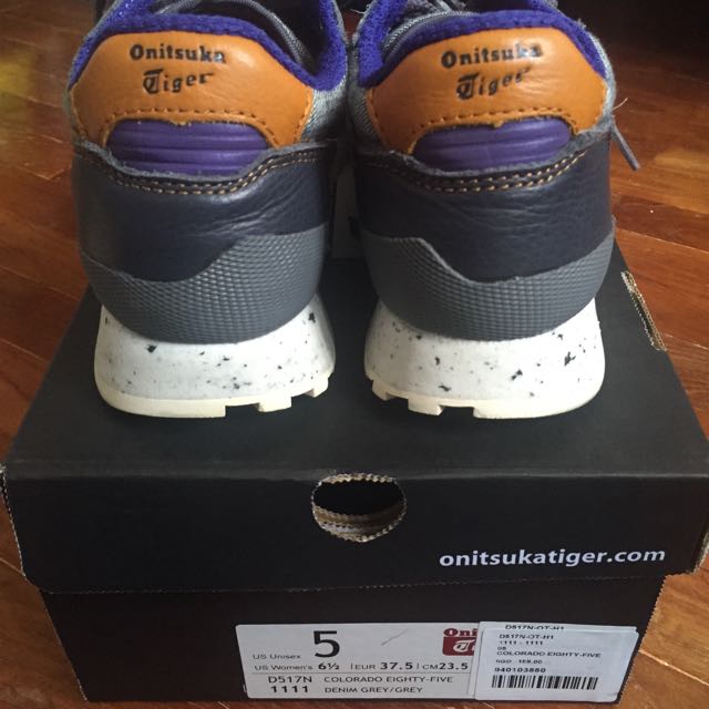 Onitsuka tiger (Category: Sneakers) located in Singapore. Submitted by syasyani (Listing ID 66420816, Image 3). Description: .