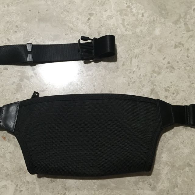 TUMI waist bag, Luxury, Bags & Wallets on Carousell