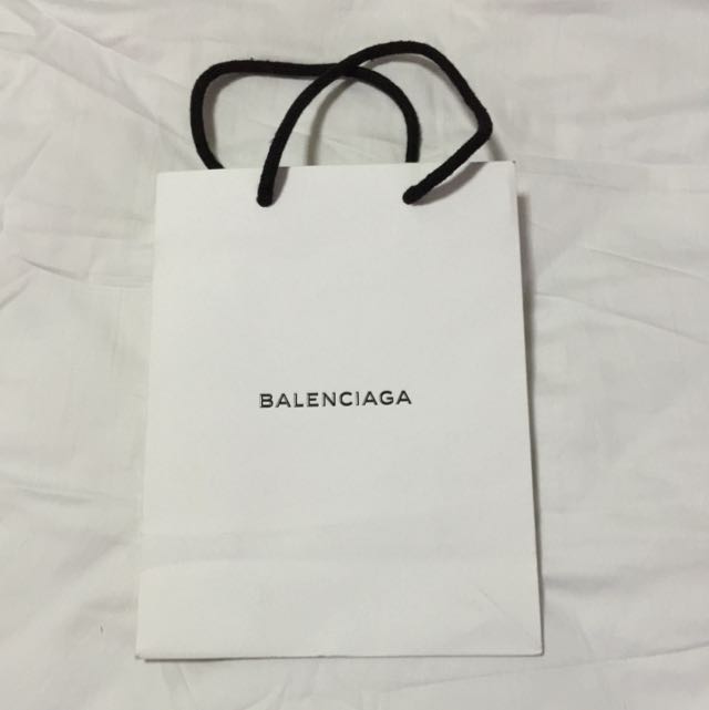 paper bag balenciaga