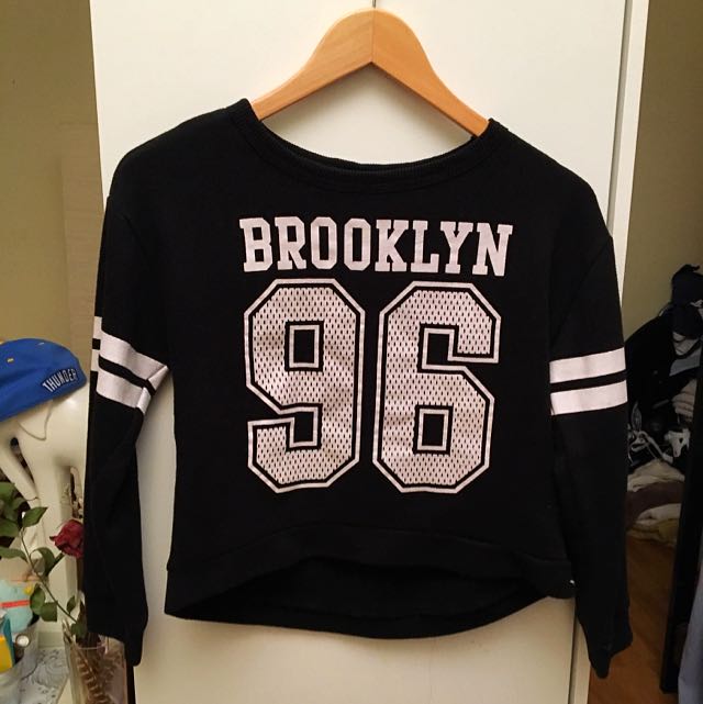 BROOKLYN BUNDLE (Category: Clothes) located in North York. Submitted by chriszvx (Listing ID 66547633, Image 2). Description: .