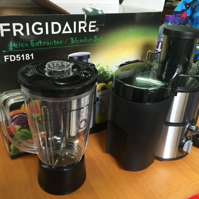 ((sold))Frigidaire fd5181 榨汁攪拌機套裝 juice extractor/blender set, 家庭電器, 廚房