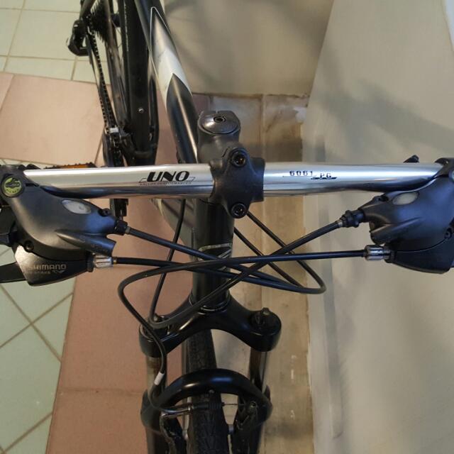 GIANT BOULDER Mountain Bike (MTB), Sports Equipment, Bicycles & Parts