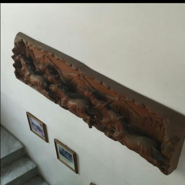 Jual ukiran kayu jati kuda dari pohon jati langka.Unik antik on Carousell