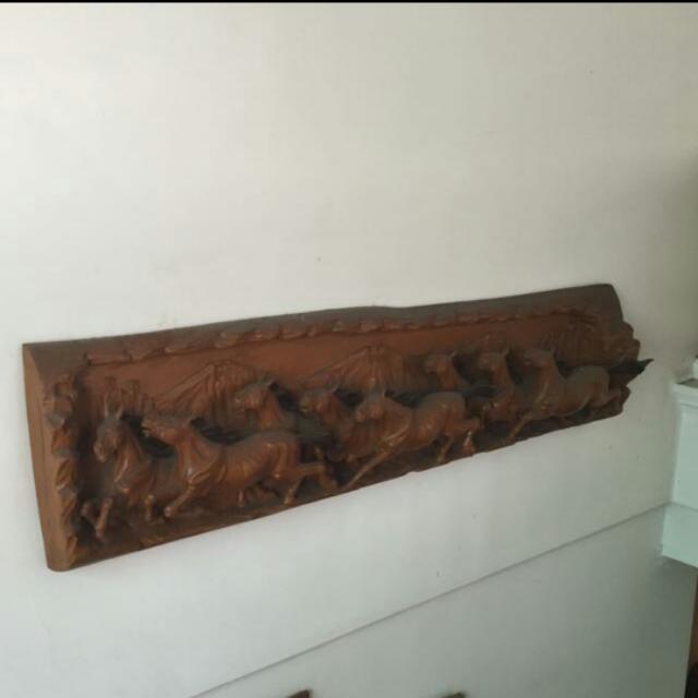 Jual ukiran kayu jati kuda dari pohon jati langka.Unik antik on Carousell