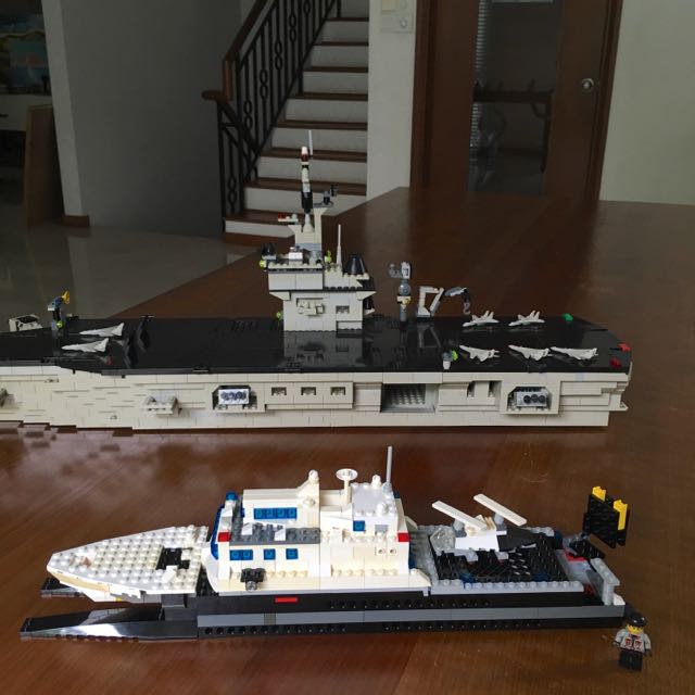 LEGO Navy Battle Group 105 HSV 2 Logistic Vessel Hobbies Toys
