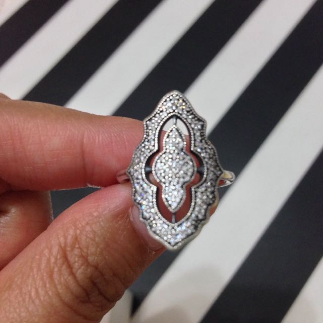 Pandora sparkling lace shop ring