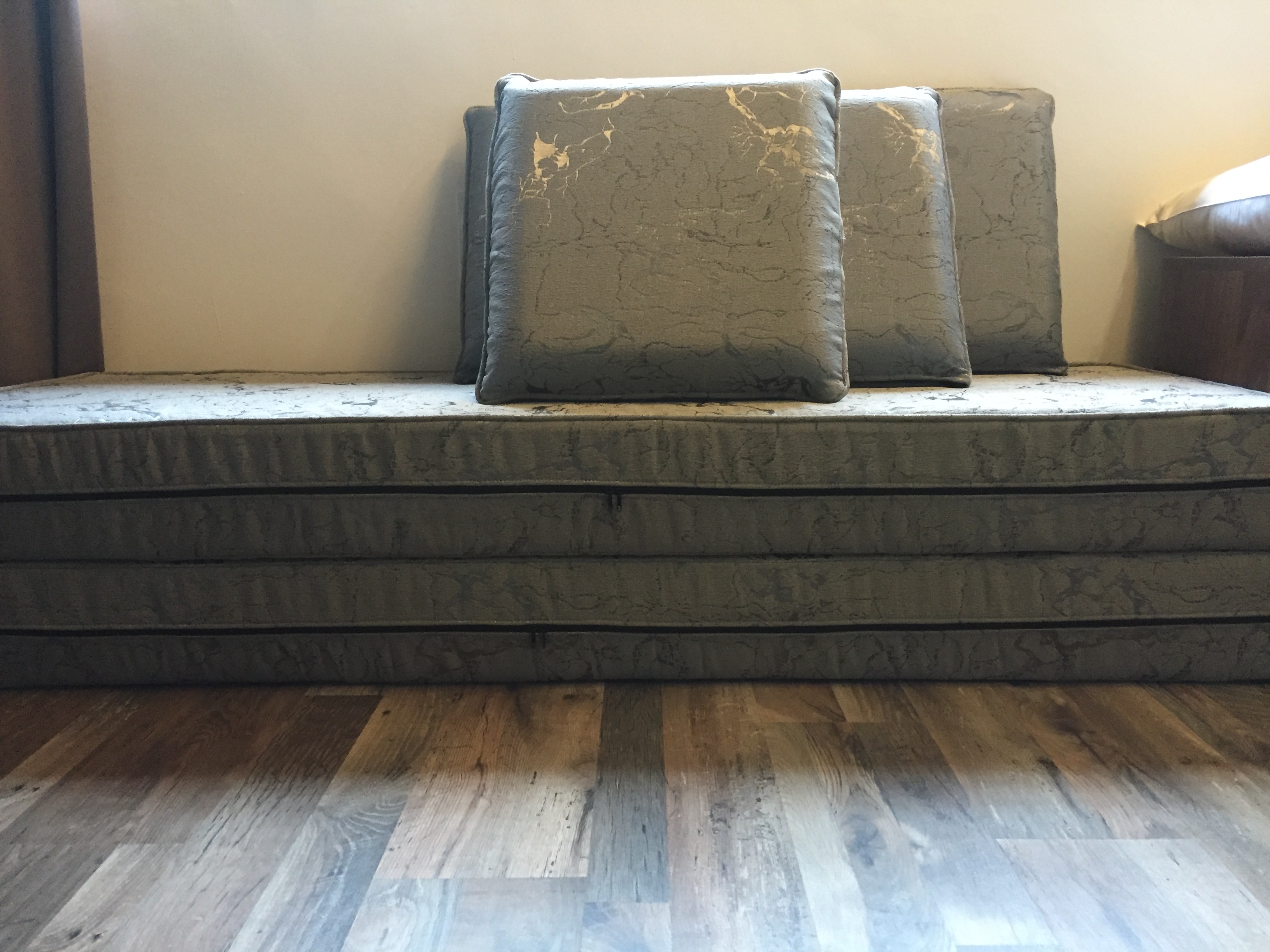 seahorse sofa bed review