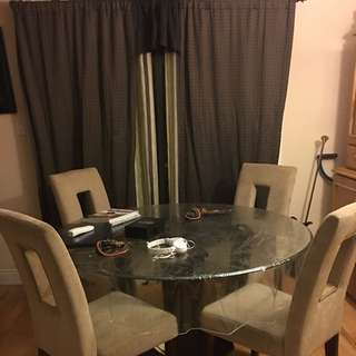 Dinning Table Set Of 4 Chairs