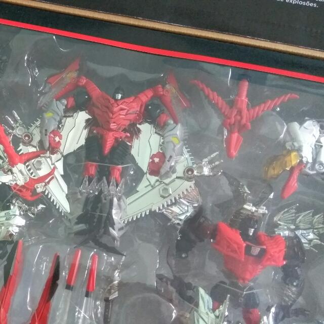 Original Transformers Dinobots Platinum Edition (Slog + Dinobot Slug