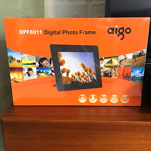 Digital Photo Frame (Aigo DPF8011), Furniture & Home Living, Home Decor