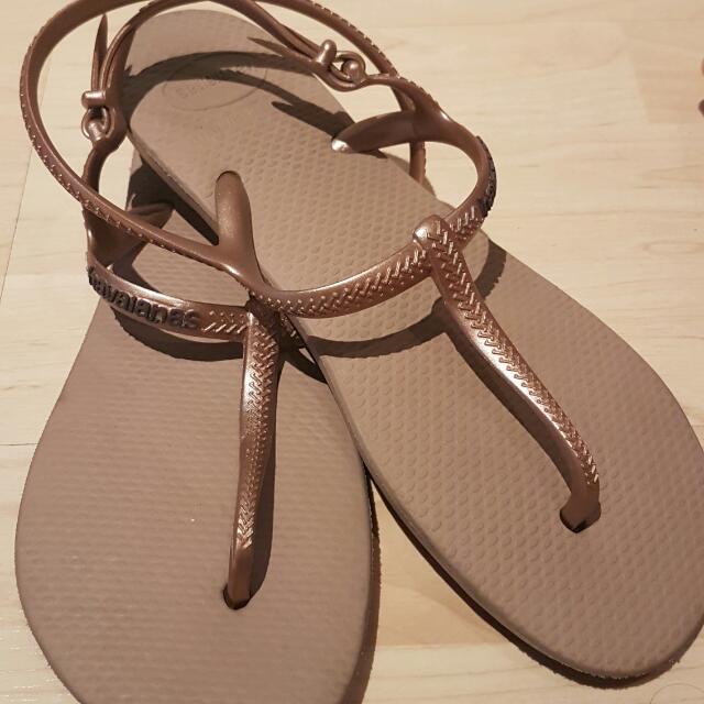 havaianas bronze metallic