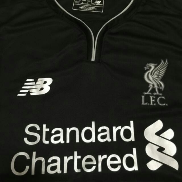 baju away liverpool