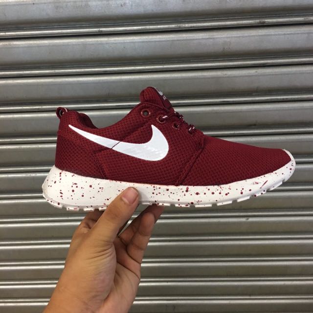 nike roshe run marron