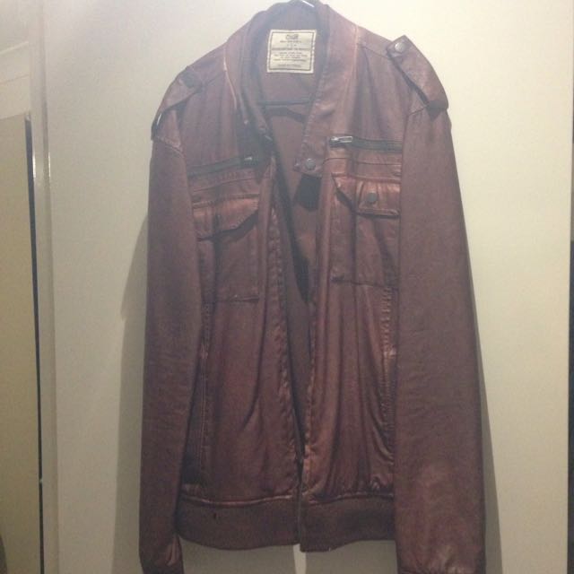 Chor Jacket Men S Fashion Clothes On Carousell
