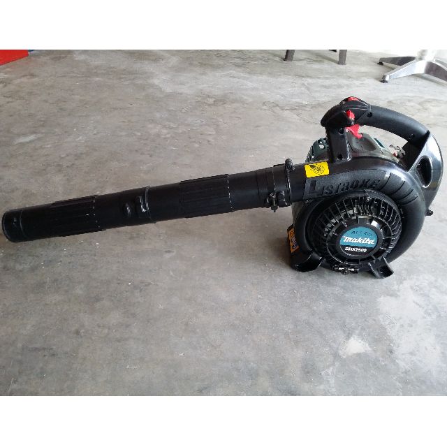 Makita Bhx2500 Blower 4 Strokes Gardening On Carousell