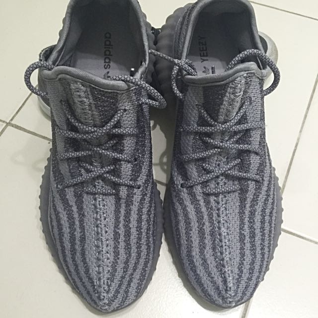 Adidas yeezy hotsell boost 550