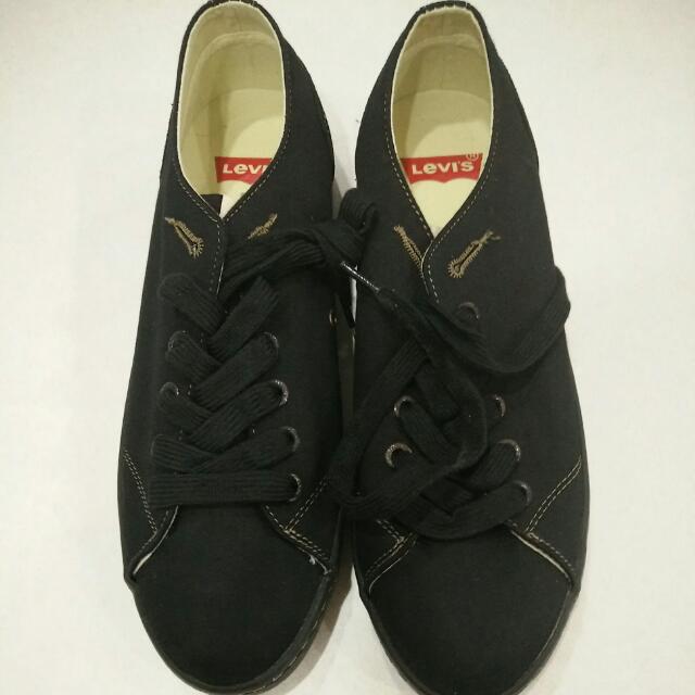 levis shoes original