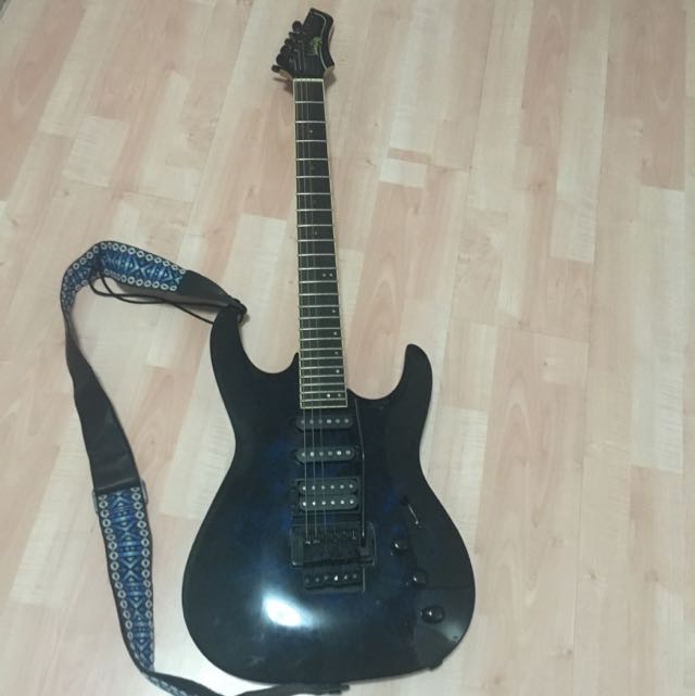 Vantage Electric Guitar, Hobbies & Toys, Music & Media, Musical ...