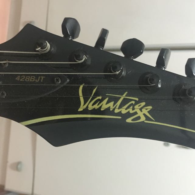 Vantage Electric Guitar, Hobbies & Toys, Music & Media, Musical ...