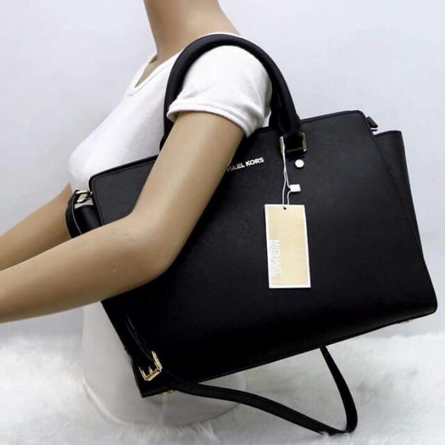 Authentic/Overrun Michael Kors Selma & Sutton (Category: Luxury Bags & Wallets) located in Cavite. Submitted by sweetellehcor.ph (Listing ID 67188506, Image 2). Description: .
