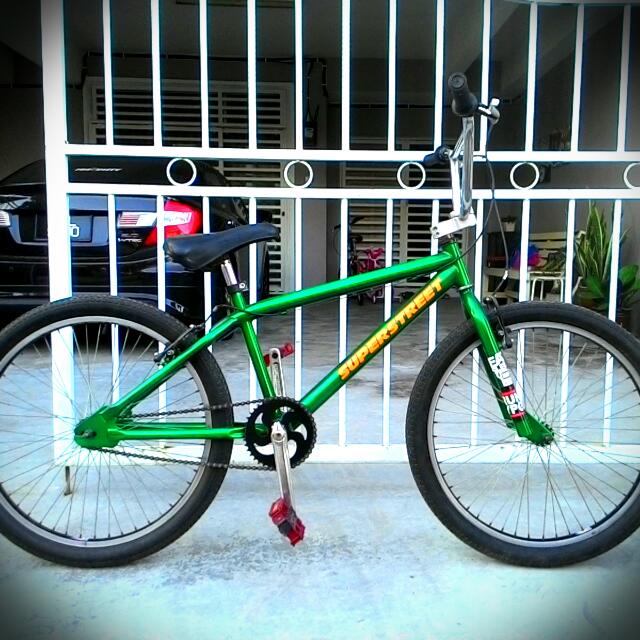 24 inch store bmx cruiser