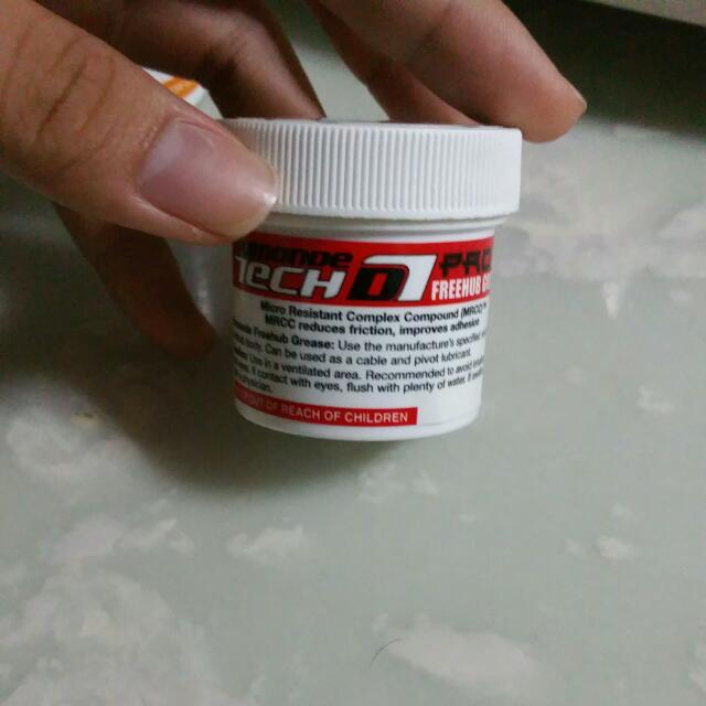 DUMONDE TECH D PRO X FREEHUB OIL & GREASE, Sports Equipment, Bicycles