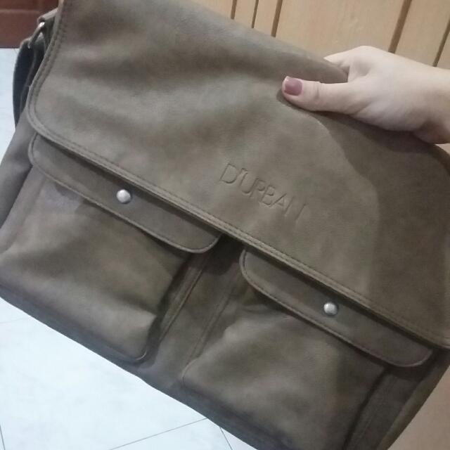 Durban Laptop Beg, Women's Fashion, Bags & Wallets, Backpacks on Carousell