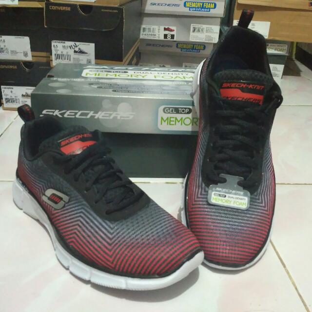 skechers equalizer memory foam