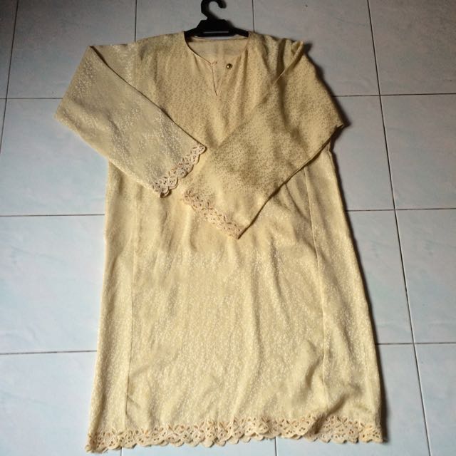  Baju  Kurung  Kuning  Cair Women s Fashion Clothes on 