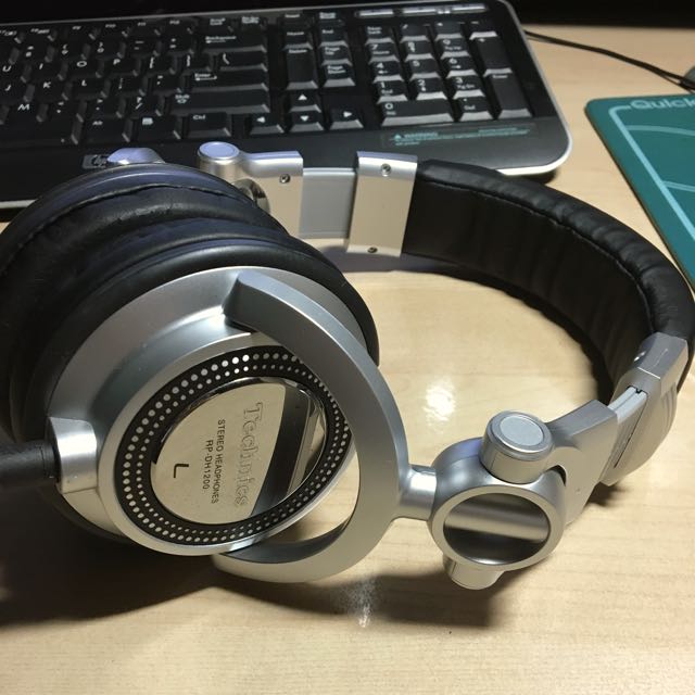 Panasonic studio headphones online