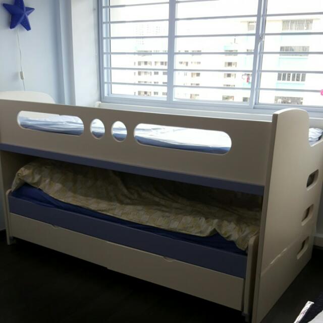Double decker super single bed frame top
