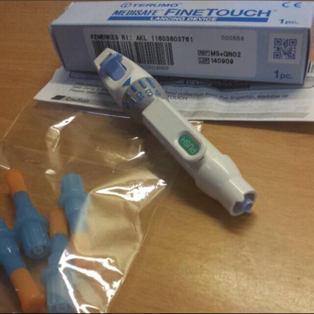 Reserved TERUMO Medisafe Lancing Device, Beauty & Personal