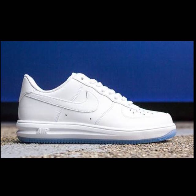 baños víctima habilidad Nike Lunar Force 1 White Ice Size 38.5, Women's Fashion, Footwear, Sneakers  on Carousell