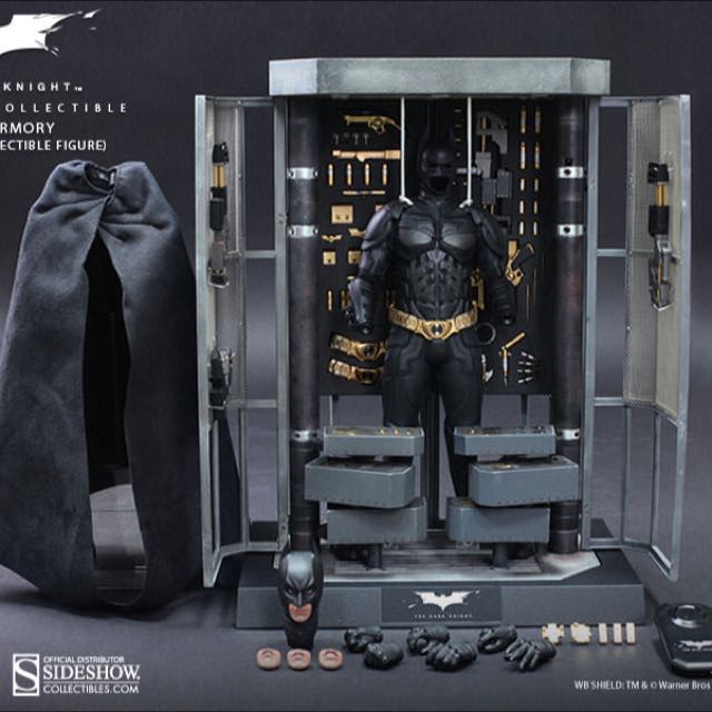 Hot Toys MMS234 The Dark Knight 1 6th scale Batman Armory