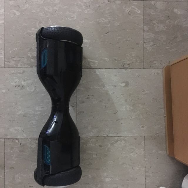 Hover board (Category: Skates, Rollerblades & Scooters) located in Singapore. Submitted by noobgamers (Listing ID 67529987, Image 2). Description: .
