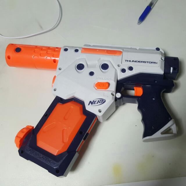 automatic water pistol
