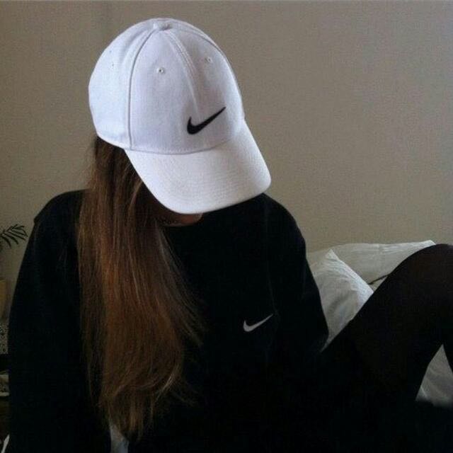 Nike baseball cap white Women s Fashion Watches Accessories