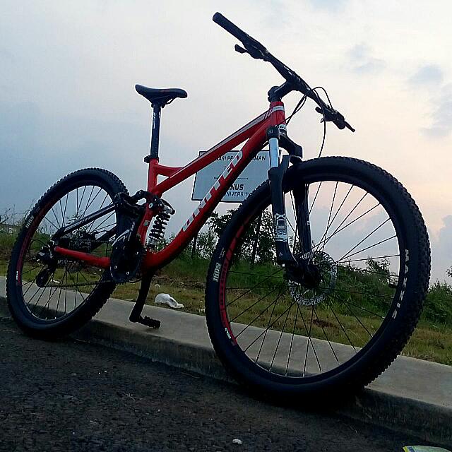  Sepeda  MTB Fullsus  United  Sports on Carousell