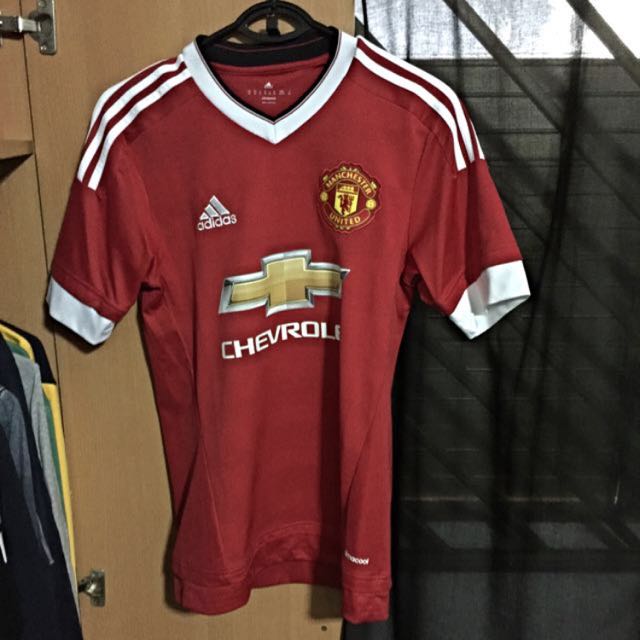 Manchester United Home Kit 2015 2016 Sports Sports Apparel On Carousell