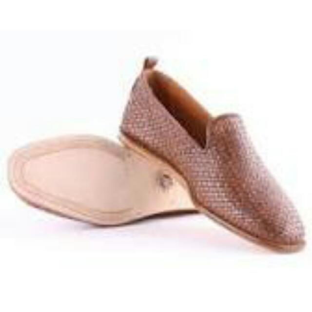 Ipanema hotsell tan shoe
