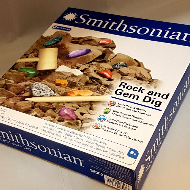 Smithsonian Rock and Gem Dig, Hobbies & Toys, Toys &