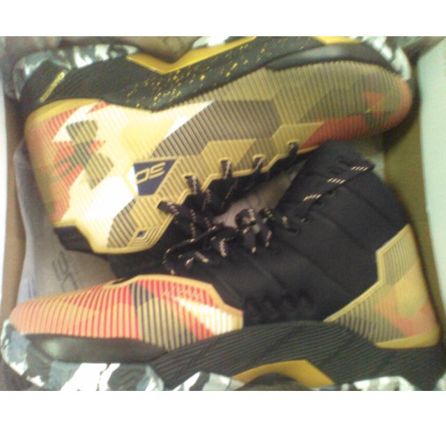 curry signature shoes