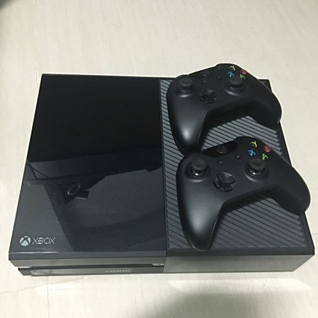 Xbox one ( Reserved ), Video Gaming, Video Game Consoles, Xbox on Carousell