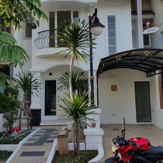 Jual rumah mewah dan strategis! Jual rumah mewah dan strategis!