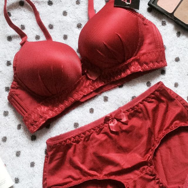 red bra set