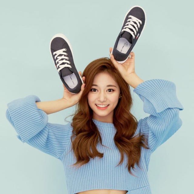 Twice By Spris Shoes Closed Hobbies Toys Memorabilia Collectibles K Wave On Carousell