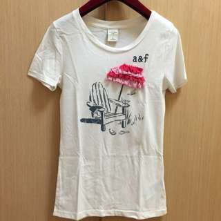 Abercrombie 立體圖樣上衣
