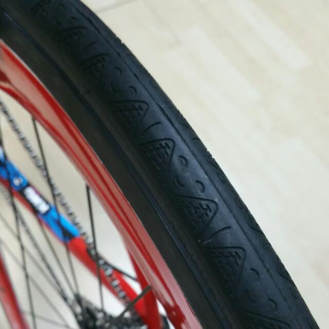 bike tire 700x23c