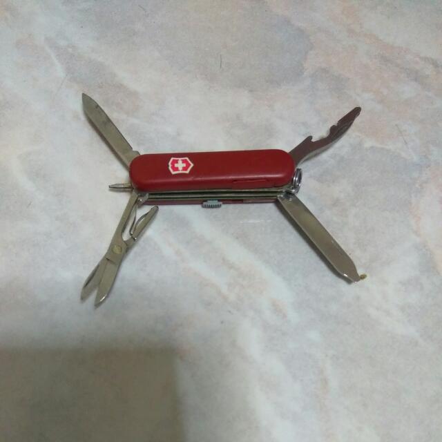 Victorinox midnite sales manager